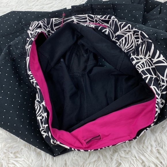 Lululemon Run: Pace Setter Skirt Sweet Spot Black Angel Wing - Picture 6 of 8